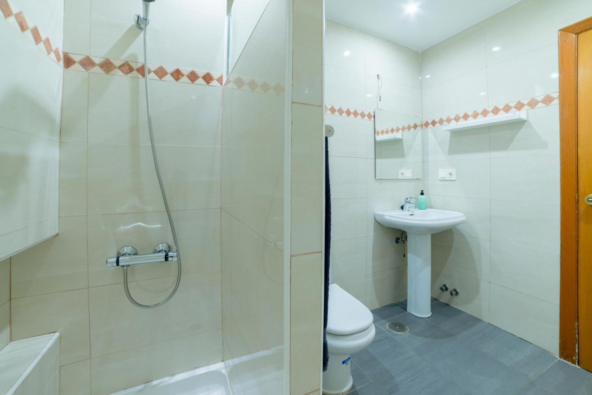 Homestay Trendyrooms Granada, Centro A 10 Minutos Andando Granada